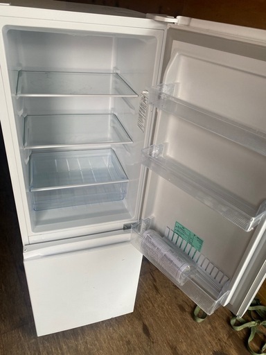 NO B961?福岡市内配送設置無料✨?ハイセンス 冷蔵庫 幅49cm 175L 一人暮らし スリム 大容量冷蔵室122L 静音 右開
