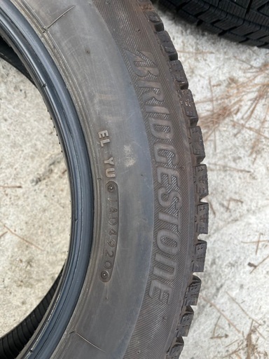 スタッドレスタイヤ（冬タイヤ）4本セット】2020年製 ブリヂストン ICEPARTNER2 175/65R15 バリ溝
