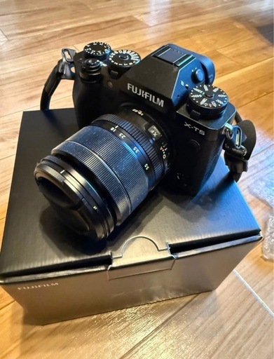 FUJIFILM   XT-5 レンズ付き