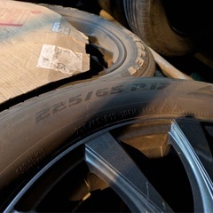 アルファード用 スタッドレス4本 2023年製 残溝約6mmの画像