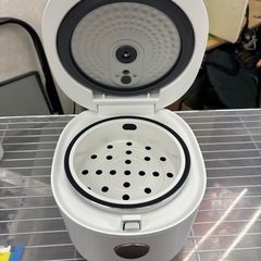 ☆ドリーム荒牧店☆ジモティー割引有☆【クリーニング済み】YAMADA/マイコン炊飯ジャー/YRC-M05H1/2023年製の画像