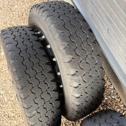 DESERT TEC 145R13 ノーマルタイヤ&ホイール4本セットUSED