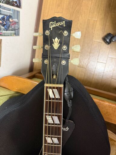 GIBSON/2003'ハミングバード・カスタム　シリアルNo.02983032 Monntana/USA　オレンジラベル