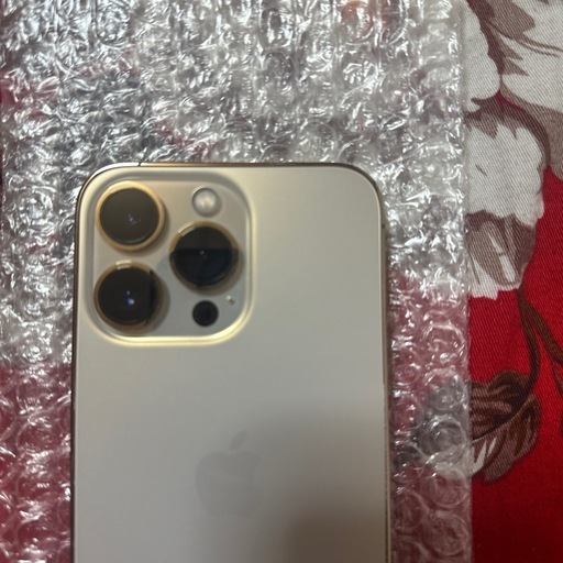 iPhone 13 Pro 128GB、バッテリー残量100 %、ゴールドカラ
