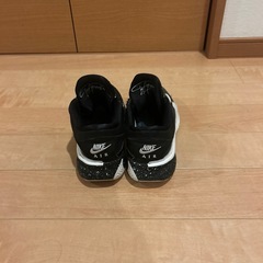 フリーク5の画像