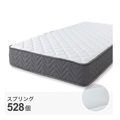 ベッドフレームとマットの画像