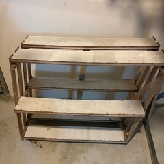 National乾燥機台とスノコの棚の画像