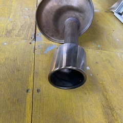 E12ノートニスモeパワー後期純正マフラーの画像