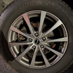 スタッドレスタイヤアルミセットの画像