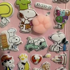 スヌーピー肉球シール❣️の画像