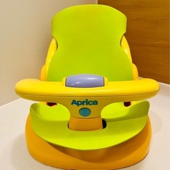 アップリカのバスチェアの画像