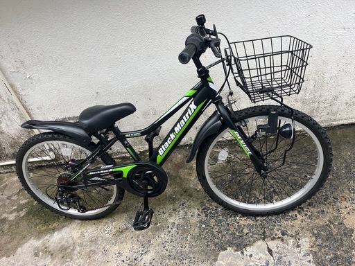 美品‼️トイザらス限定！6段ギア22インチブラックマトリックス自転車キッズバイク街乗り?プロフ必読