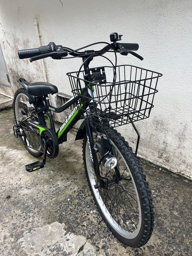 美品‼️トイザらス限定！6段ギア22インチブラックマトリックス自転車キッズバイク街乗り?プロフ必読