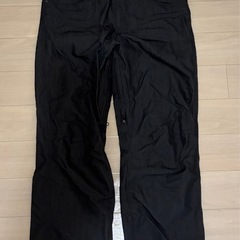 スノボウェア上下セット、ゴーグル、グローブ付きの画像