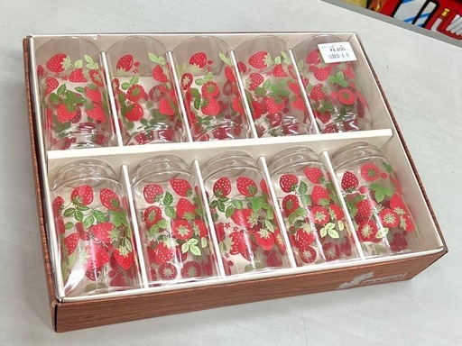 ●未使用 昭和レトロ！ 東洋ガラス Decorated Tumbler (デコレイテッド・タンブラー) いちご柄グラス 10個セット　