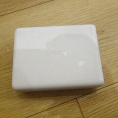 Anker PowerPort I PD - 1 PD & 4 PowerIQ(60WUSB-C急速充電器) の画像