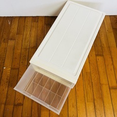 ①押入れ収納ケース　白　引き出しタイプ　の画像