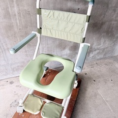 INAX 水まわりキャリー KFC-440 シャワーチェア キャスター付きの画像