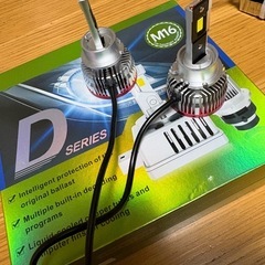 爆光　純正交換　D2S D4S LEDバルブ　6500kの画像