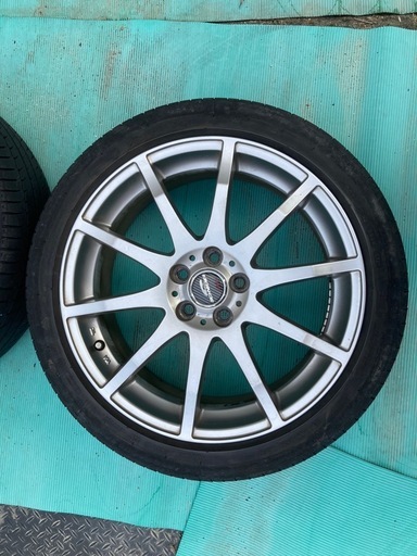 アルミホイールとタイヤSET　17インチ 7j +50 PCD100 5穴 215 45R17 タイヤ付き　現在195/65/15からのインチアップにどうぞ