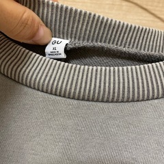 クルーネック　スウェット　GU  グレー　XＬの画像