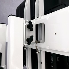 ハイセンス40型とテレビ台のセットの画像