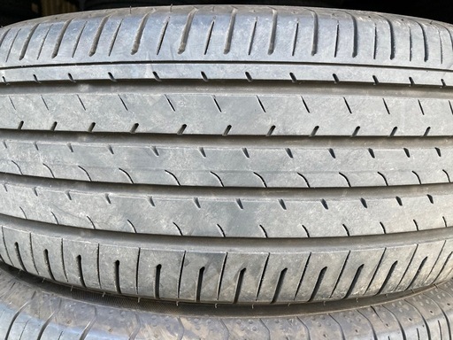 YOKOHAMA 225/65R17 25年製　夏タイヤ