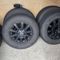 ハイエース用ホイールスタッドレスセットの画像