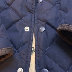 美品　GAP 100cm男の子　キルティングジャケット 3歳　恐竜アウターの画像