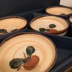 陶器の小皿（銘々皿）5枚セットの画像
