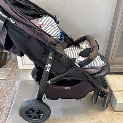 【人気の3輪】Joie（ジョイー）ライトトラックス ベビーカー（ドリンクホルダー・フック付）の画像