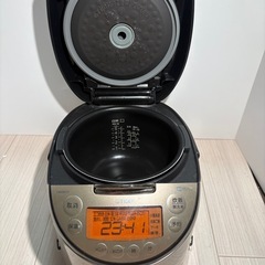 2021年製　
炊飯器の画像