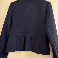 ネイビージャケット＆スカート ボーダー入り 細見えの画像