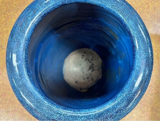 ●骨董品 特大！海鼠釉 大きな陶器製の傘立て (立ち火鉢)　特徴的な青い釉薬！ 