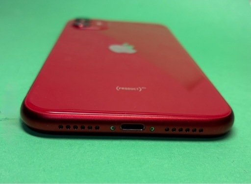 iPhone 11 レッド64GB SIMフリー　MWLV2J/A（おまけ付き）