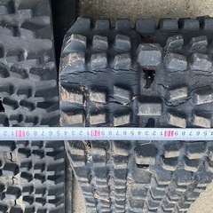 除雪機キャタピラ4本の画像