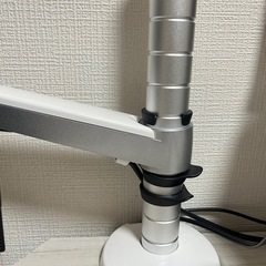 Lenovo 4K　27インチモニター✨アーム付きの画像