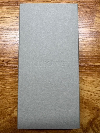 Arrows We2 Plus M06 携帯でん電話