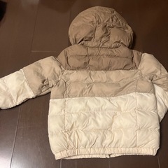ユニクロ ダウン 100cm ライトウォームパデッドウォッシャブルフルジップパーカの画像