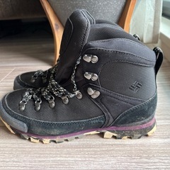 コロンビア Columbia 登山靴 防水 ブラック　25cmの画像