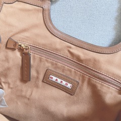 保証書付き！MARNI マルニ サマーバッグ ラフィア ハンドバッグ ✴︎の画像