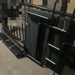 （お届けできます）黒lowyaセミダブル二段梁ロフトベッドの画像