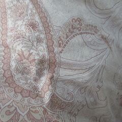 羽毛布団（ピンク）　ダウン80%　　ボリュームやや厚め〜厚めタイプ　　定価数万円クラスの画像