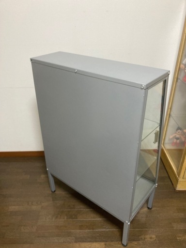ガラスショーケース