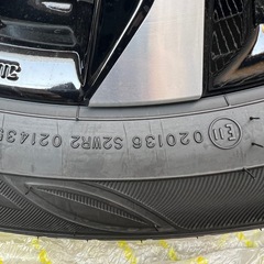 ノア純正タイヤの画像