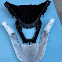 ホンダ　PCX フロントカウル　アンダーカバーの画像