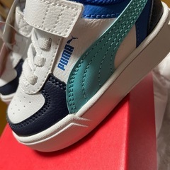 【新品】プーマ キッズ スニーカー 13cm　ケーブン ブロック インファント 391471の画像