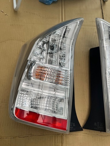 プリウス30 ZVW30 純正テールランプ 左右セット 美品