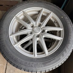 215/60R17 スタッドレス  アルミホイールの画像