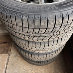 215/60R17 スタッドレス  アルミホイールの画像